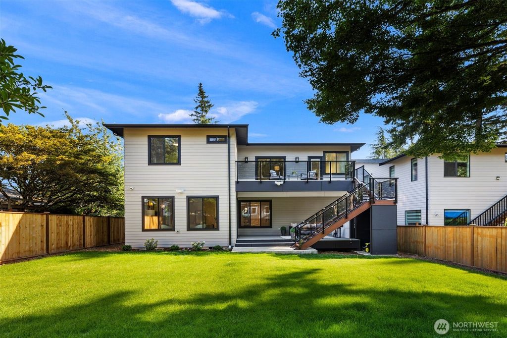 Photo of 12922 NE 104th Street, Kirkland, WA 98033 (MLS # 2442430)
