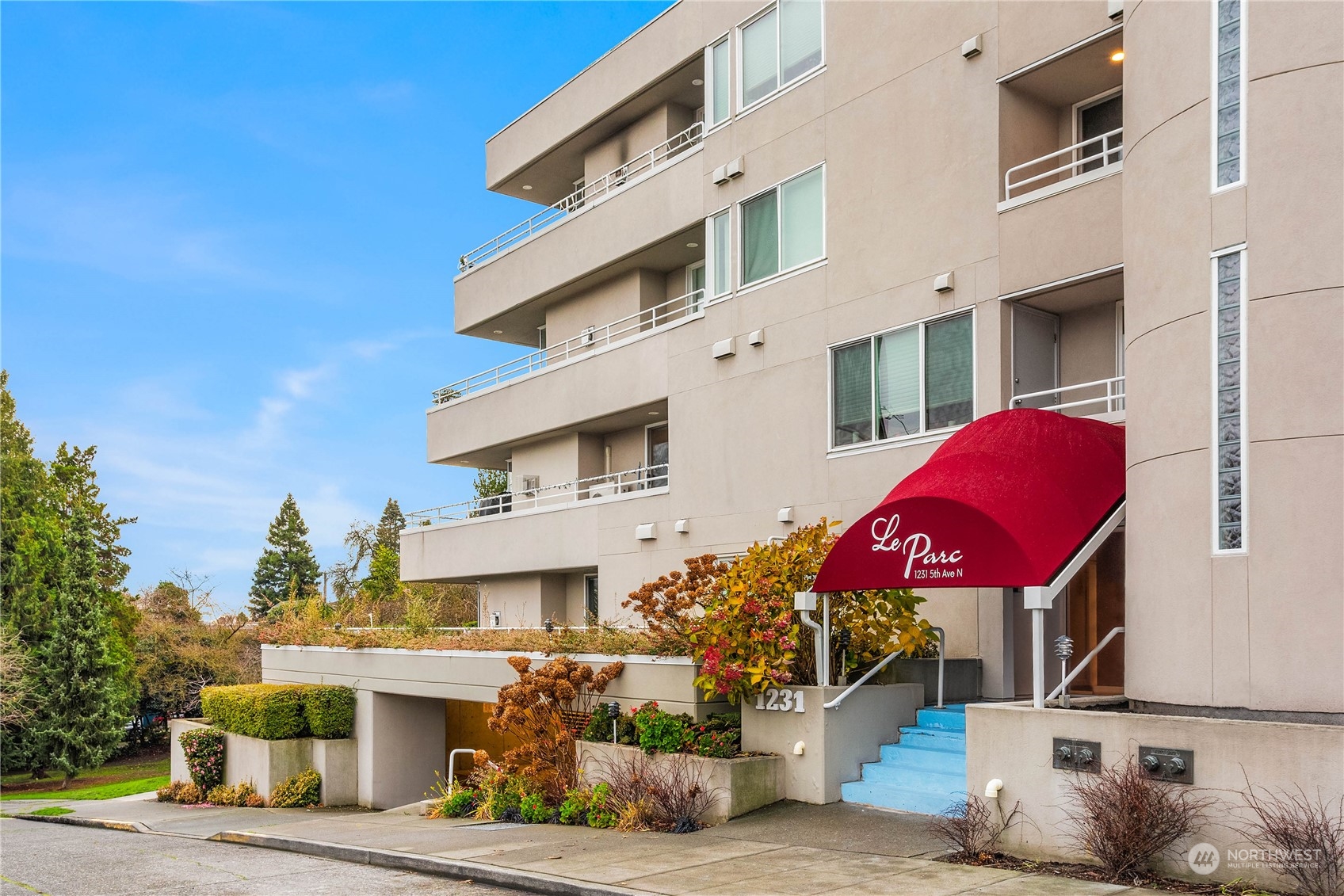 1231 5th Avenue N 204