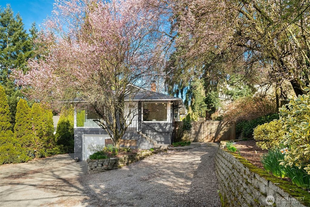 Photo of 9009 Canyon Drive, Kent, WA 98030 (MLS # 2491025)