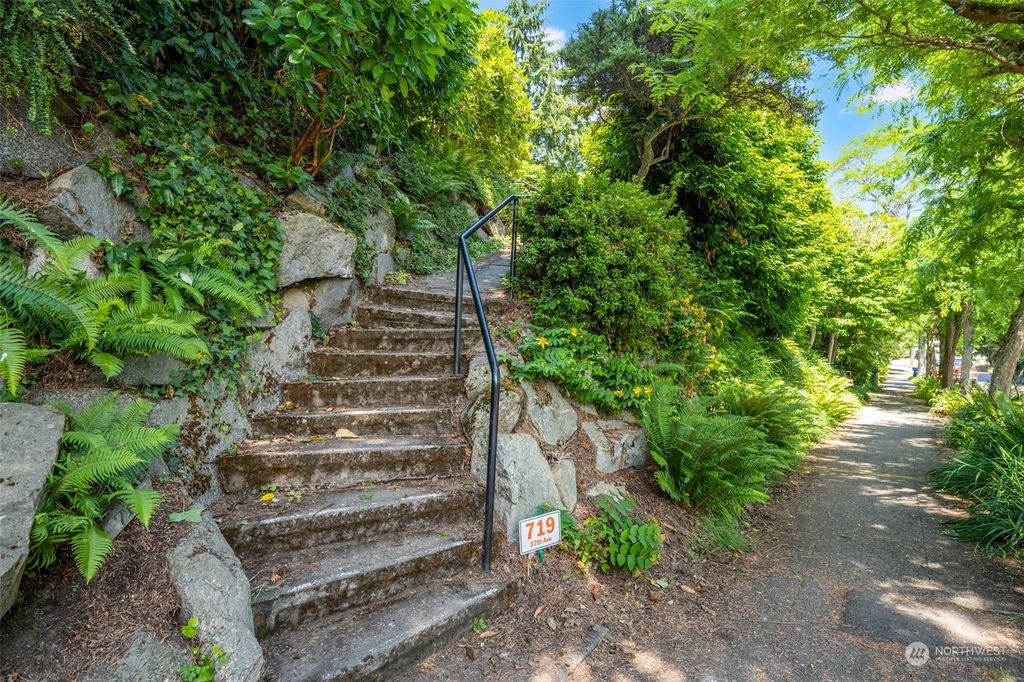 Photo of 719 37th Avenue, Seattle, WA 98122 (MLS # 2136272)