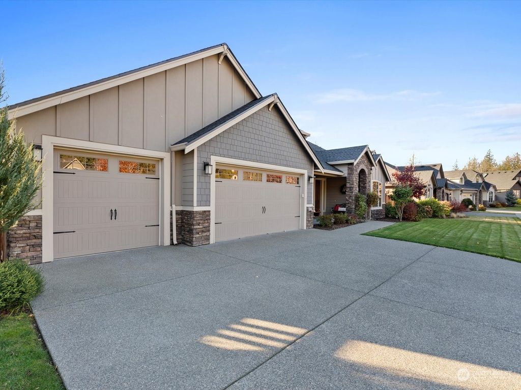 Photo of 25713 209th Loop SE, Covington, WA 98042 (MLS # 2015485)