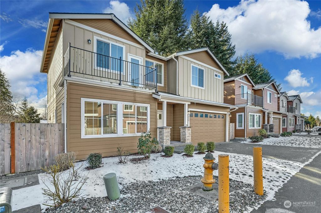 Photo of 112 161st Street SW, Lynnwood, WA 98087 (MLS # 2194213)