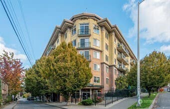 Photo of 700 E Denny Way #202, Seattle, WA 98122 (MLS # 2563021)