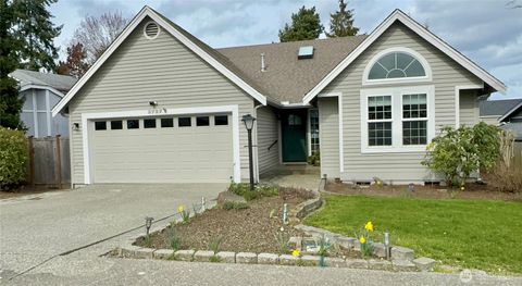 Photo of 3727 N Bristol Street, Tacoma, WA 98407 (MLS # 2489940)