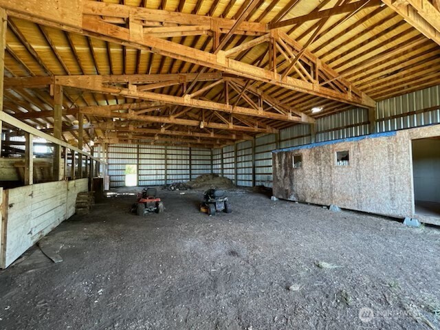 320 Pine Tree Road