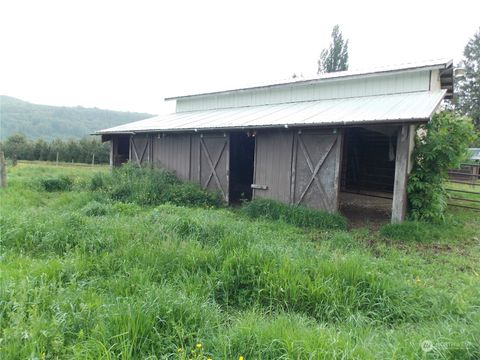 A home in Mossyrock