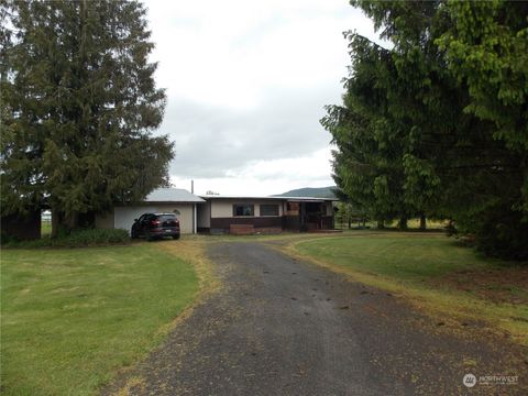 A home in Mossyrock