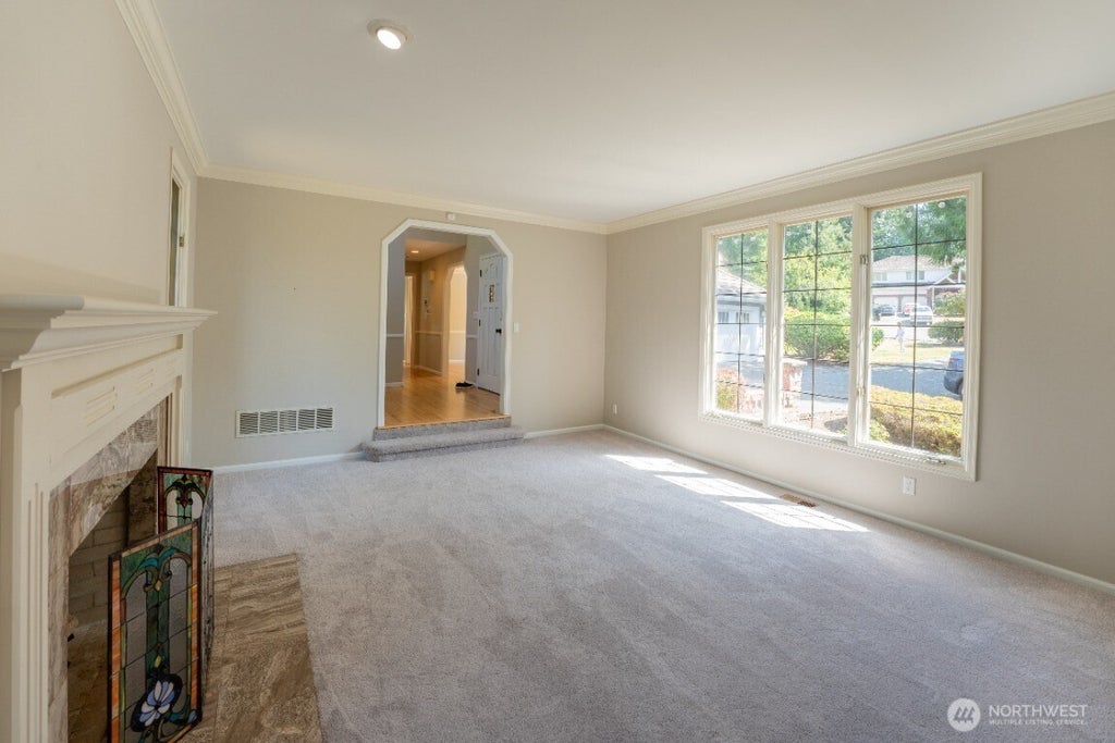 Photo of 14017 205th Avenue NE, Woodinville, WA 98077 (MLS # 2582274)