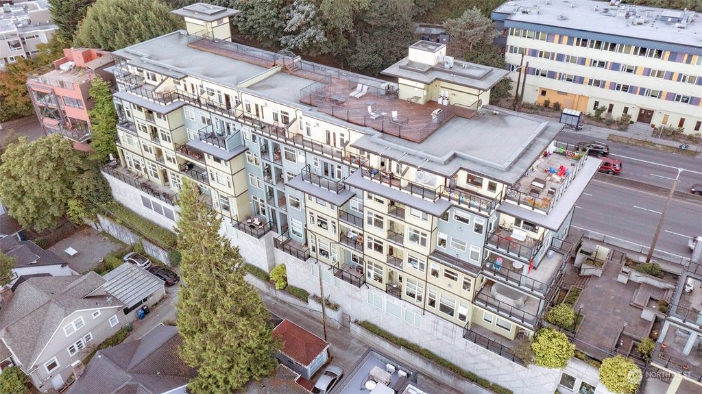 Photo of 655 Crockett Street #B304, Seattle, WA 98109 (MLS # 2162455)