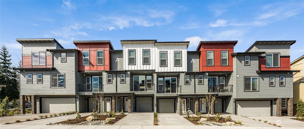 Photo of 3123 148th Street SW #H4, Lynnwood, WA 98087 (MLS # 2189249)