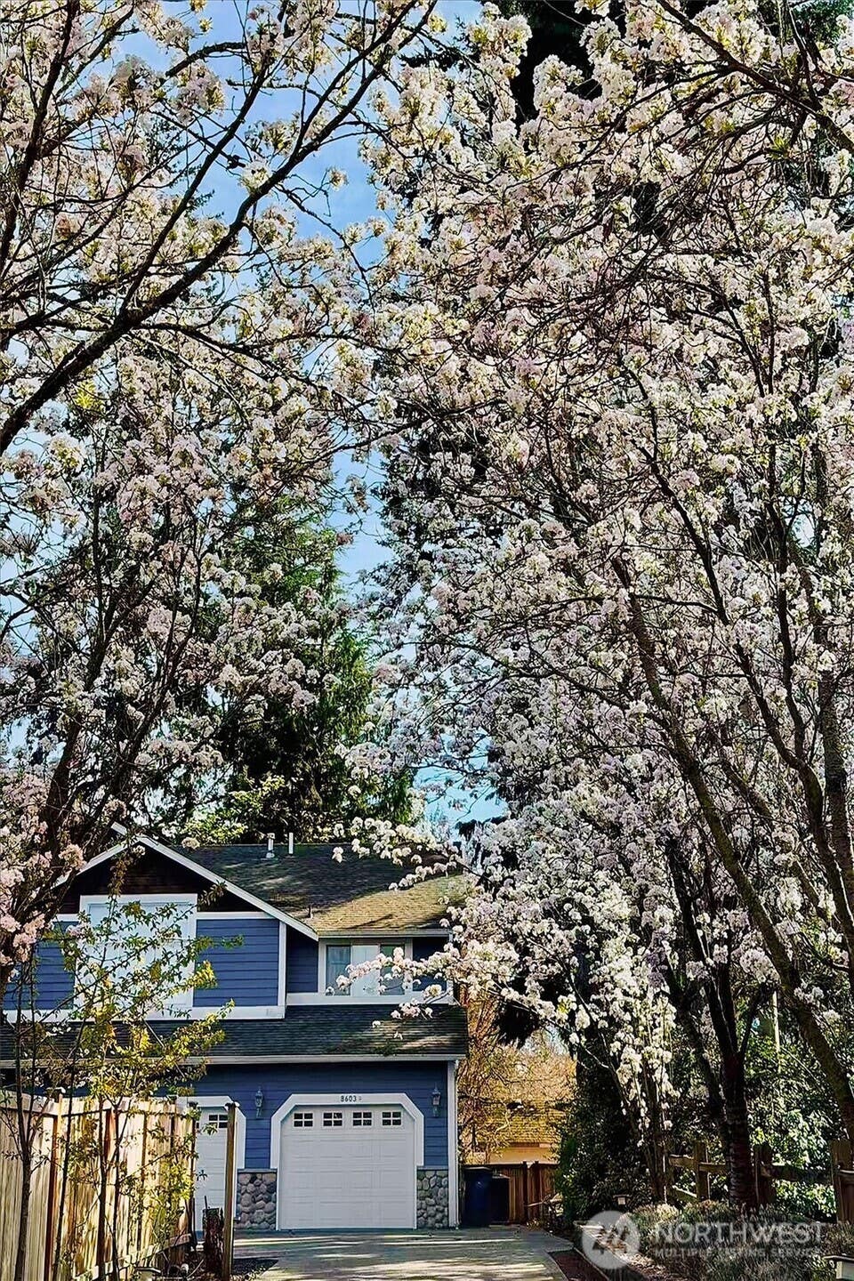 Photo of 8603 NE 141st St ST, Kirkland, WA 98034 (MLS # 2566842)