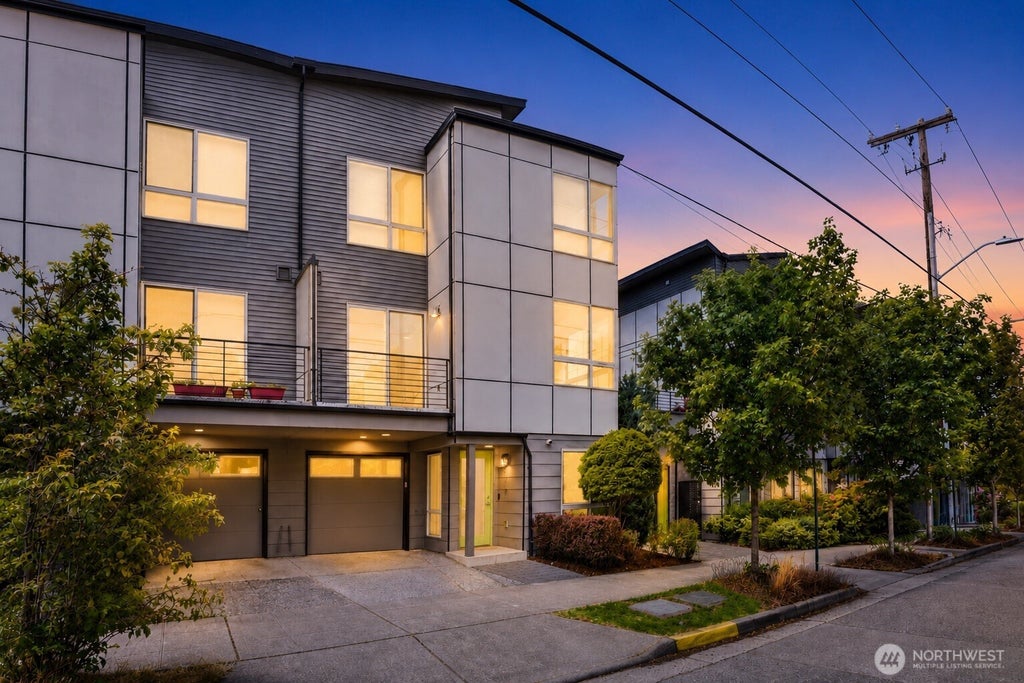 Photo of 4767 35th Avenue S, Seattle, WA 98118 (MLS # 2561143)