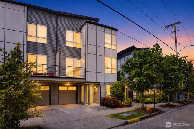 4767 35th Avenue S, Seattle