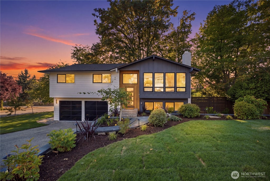 Photo of 10703 126th Avenue NE, Kirkland, WA 98033 (MLS # 2589755)