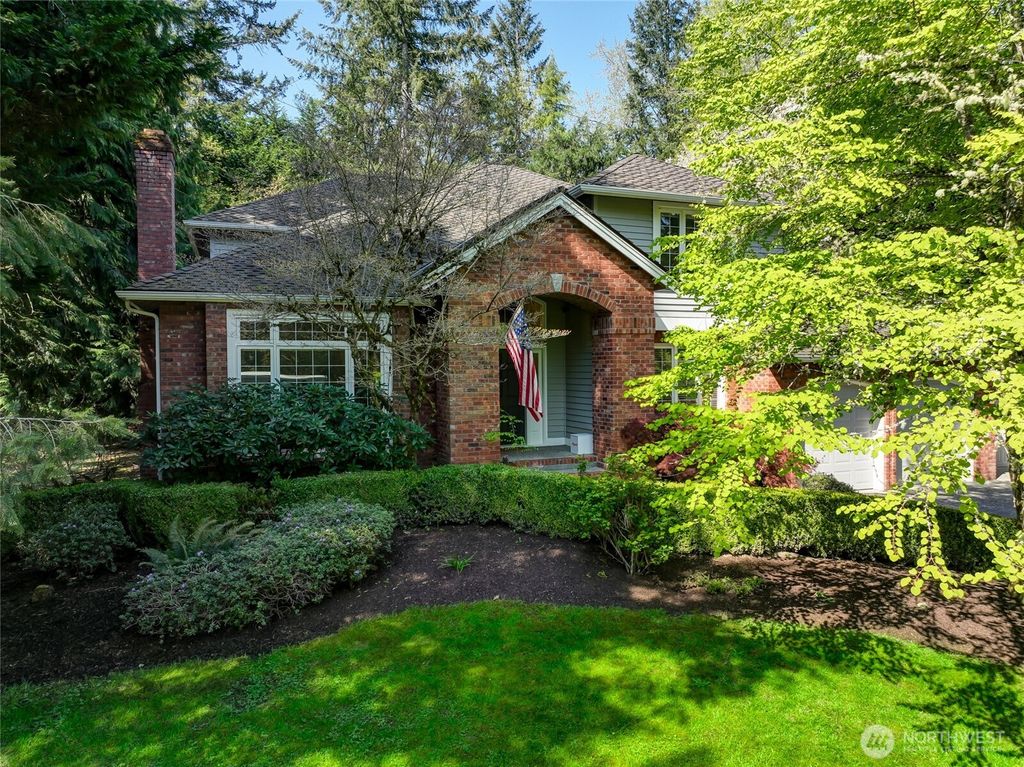 Photo of 7811 233rd Avenue NE, Redmond, WA 98053 (MLS # 2365128)