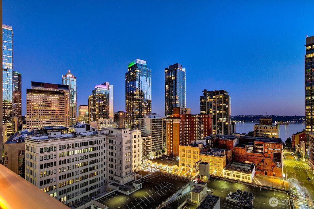 Photo of 1920 4th Avenue #2802, Seattle, WA 98101 (MLS # 2463822)