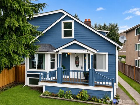 Photo of 934 N 100th Street, Seattle, WA 98133 (MLS # 2507212)