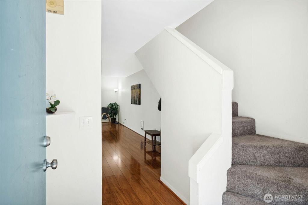 Photo of 12613 SE 42nd Street #613, Bellevue, WA 98006 (MLS # 2390501)