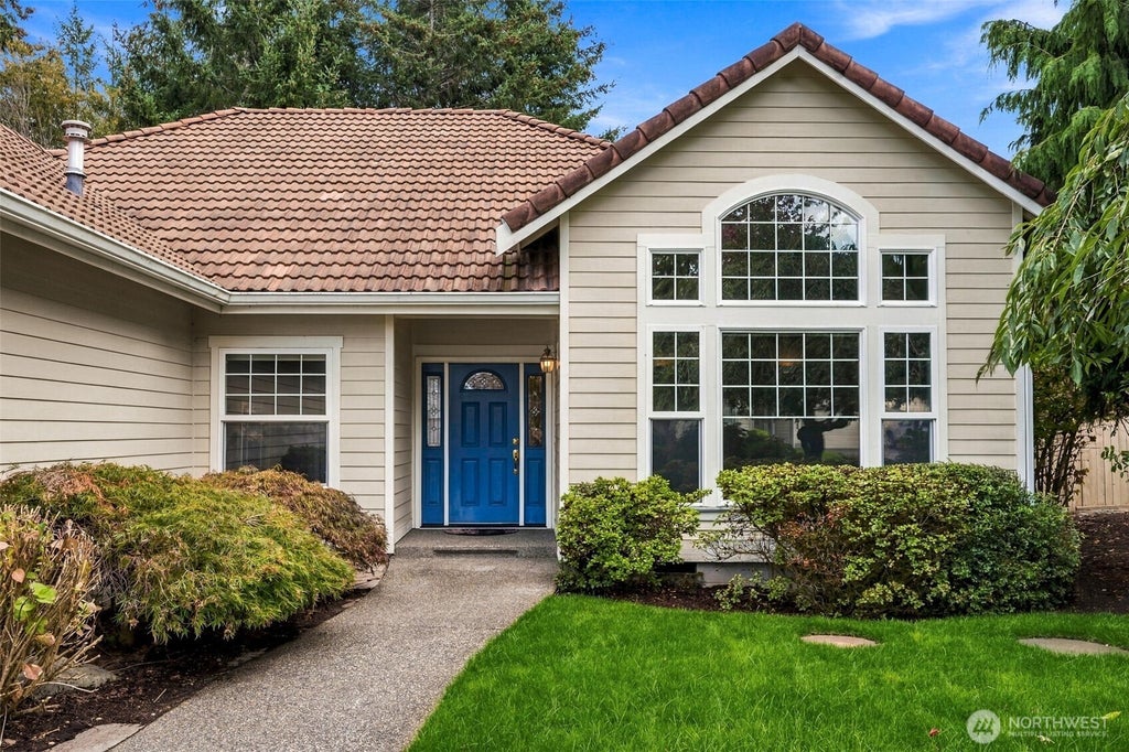 Photo of 4204 Campus Green Drive NE, Olympia, WA 98516 (MLS # 2583539)