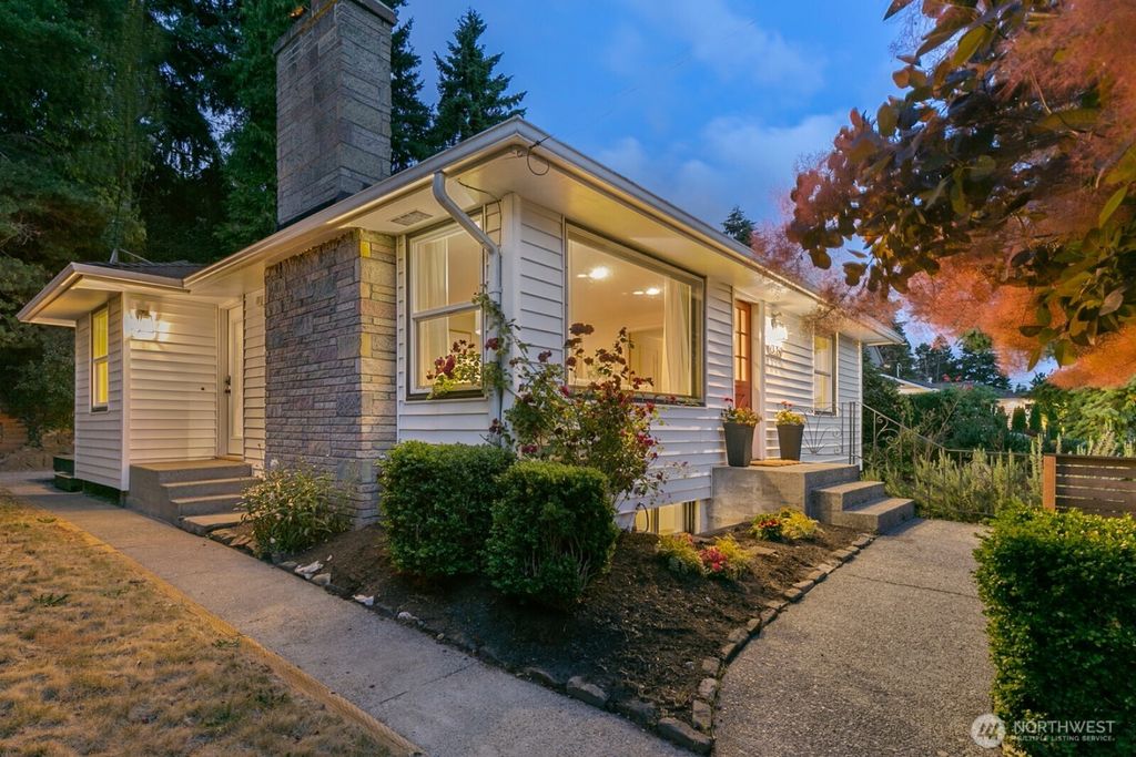 Photo of 3250 31st Avenue W, Seattle, WA 98199 (MLS # 2395478)
