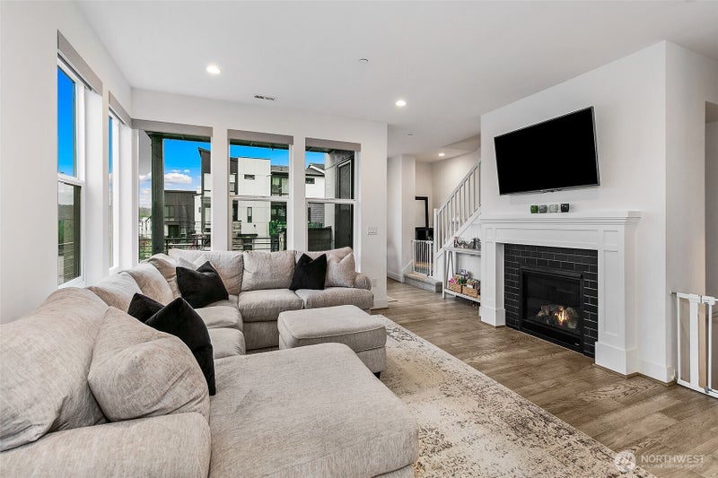14002 3rd Avenue NE 105
