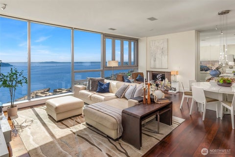 Photo of 1521 2nd Avenue #1404, Seattle, WA 98101 (MLS # 2546427)