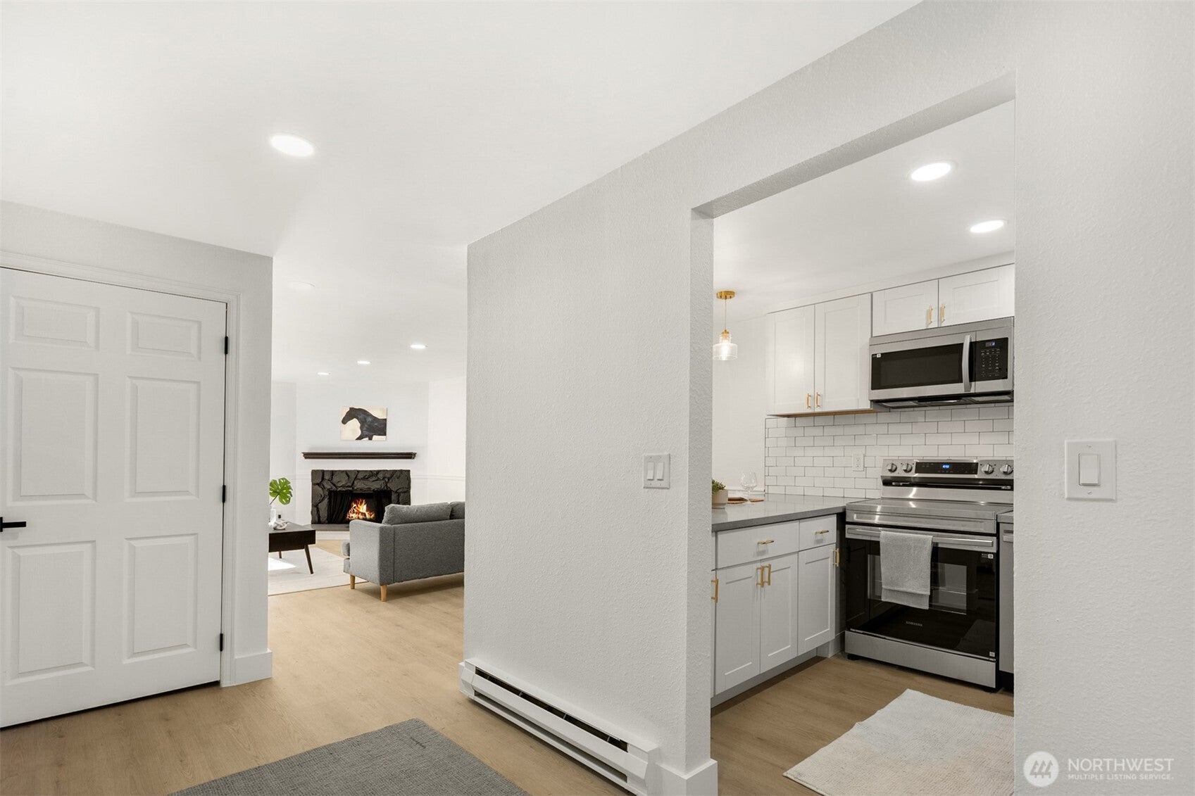 14527 NE 40th Street G104