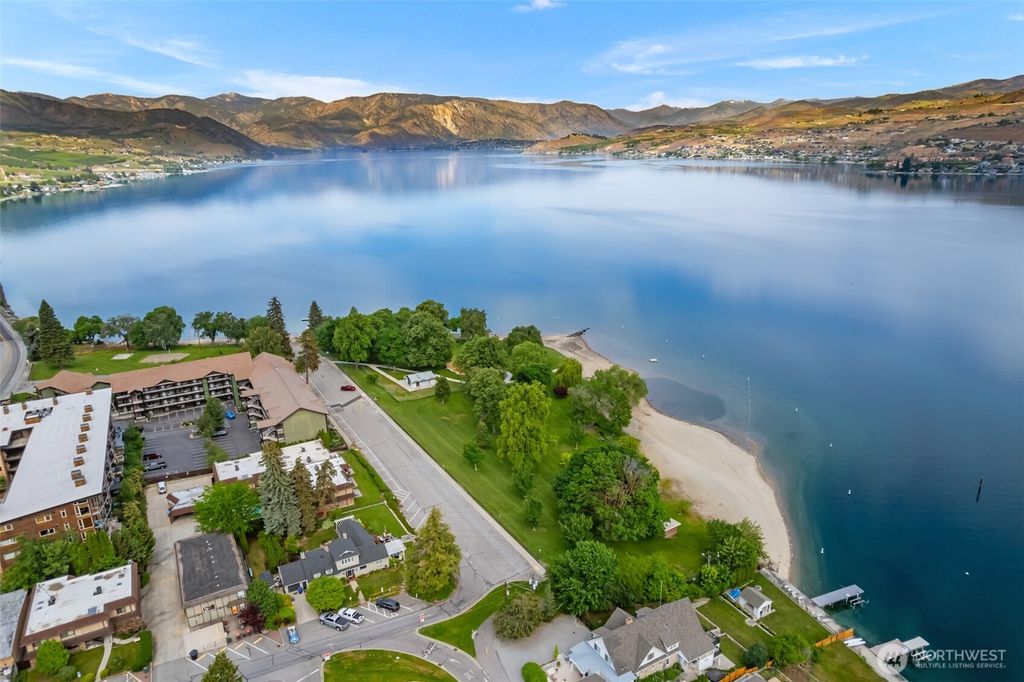 Photo of 113 E Center Street #A3, Chelan, WA 98816 (MLS # 2523887)