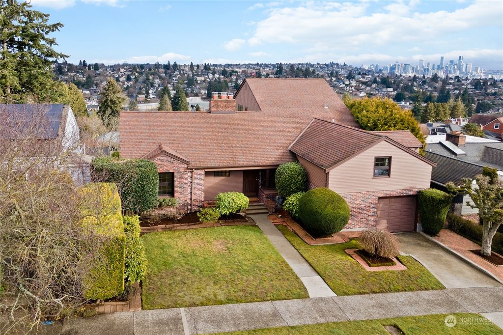 Photo of 2558 38th Avenue W, Seattle, WA 98199 (MLS # 2323822)