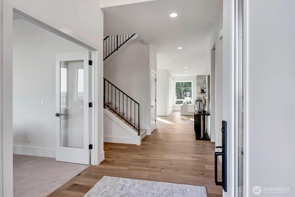 Photo of 13145 NE 151st Court, Woodinville, WA 98072 (MLS # 2588860)