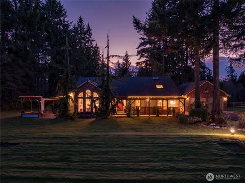 Photo of 5007 Foxtrail Drive NE, Olympia, WA 98516 (MLS # 2501009)
