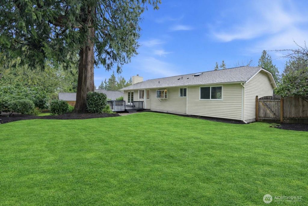 Photo of 4317 209th Ave Ave NE, Sammamish, WA 98074 (MLS # 2495746)