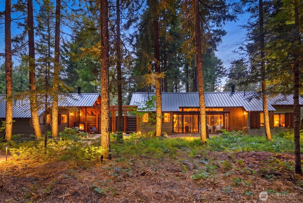 Photo of 361 Stone Ridge Drive, Cle Elum, WA 98922 (MLS # 2556993)