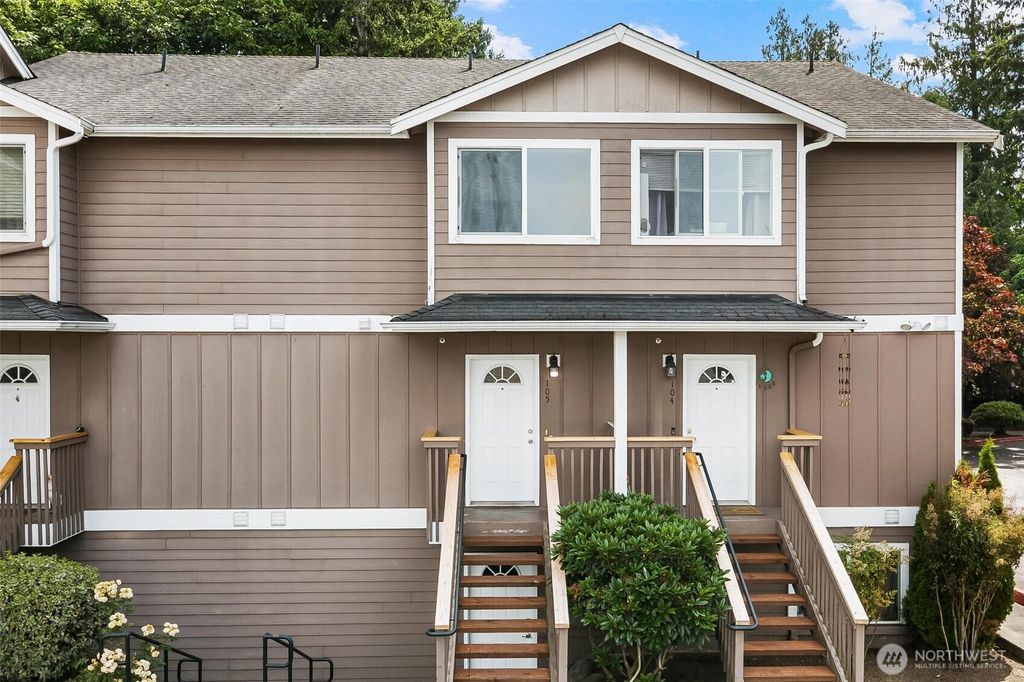 Photo of 7220 Rainier Drive #105, Everett, WA 98203 (MLS # 2556866)