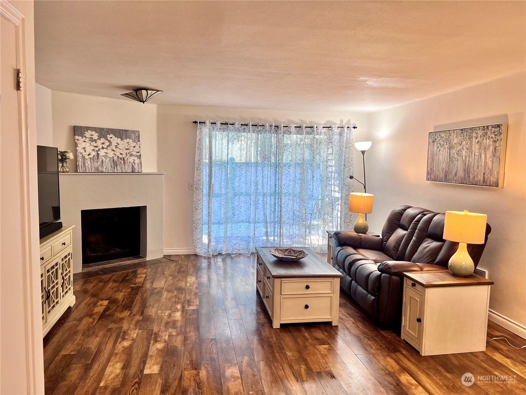 Photo of 31845 18th Avenue SW #34D, Federal Way, WA 98023 (MLS # 2243891)