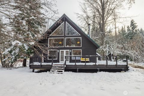 Photo of 201 Pine Glen Drive, Easton, WA 98925 (MLS # 2464286)