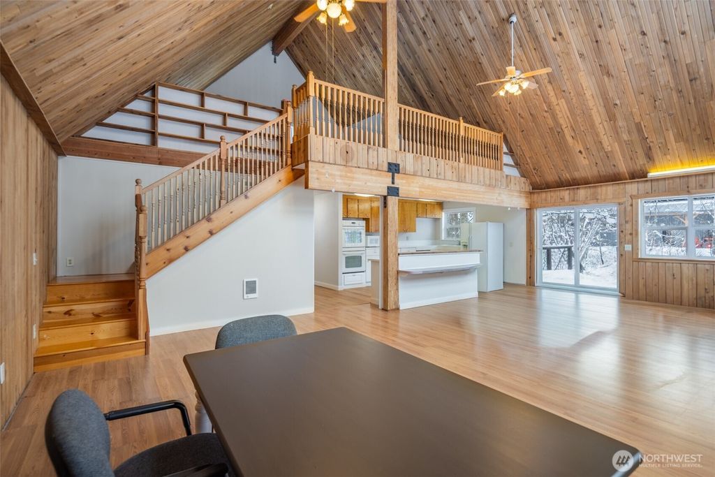 Photo of 201 Pine Glen Drive, Easton, WA 98925 (MLS # 2464286)