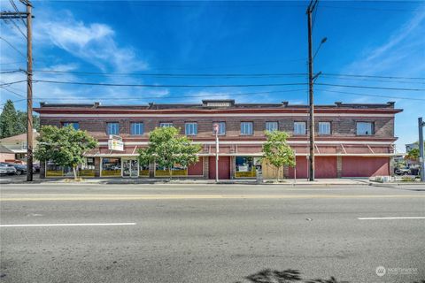 MLS: 2284856