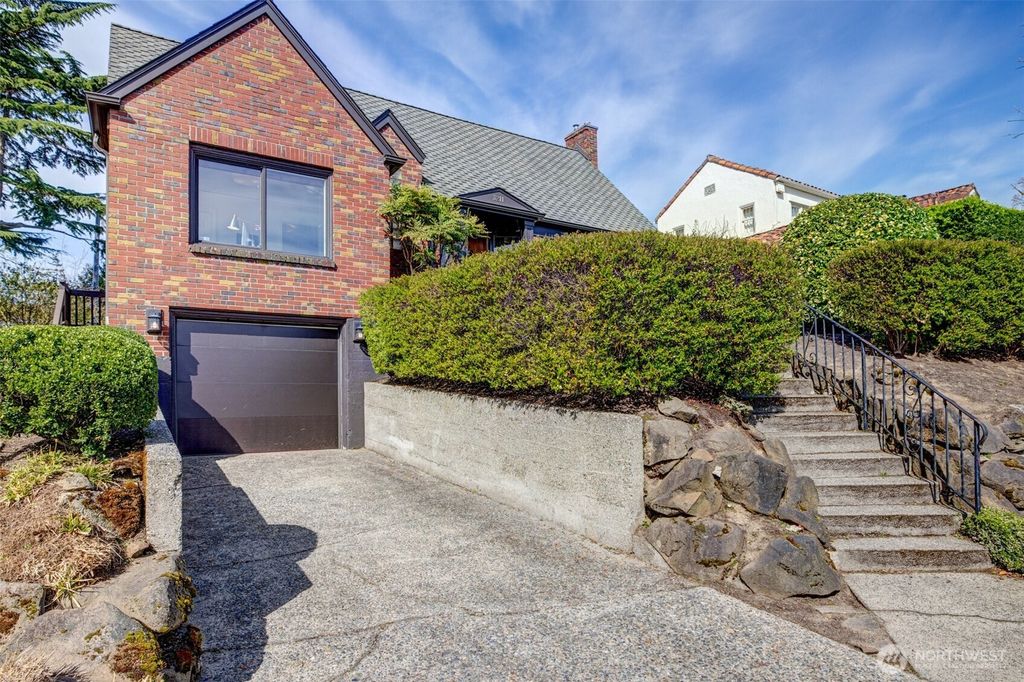 Photo of 3211 10th Avenue W, Seattle, WA 98119 (MLS # 2346871)