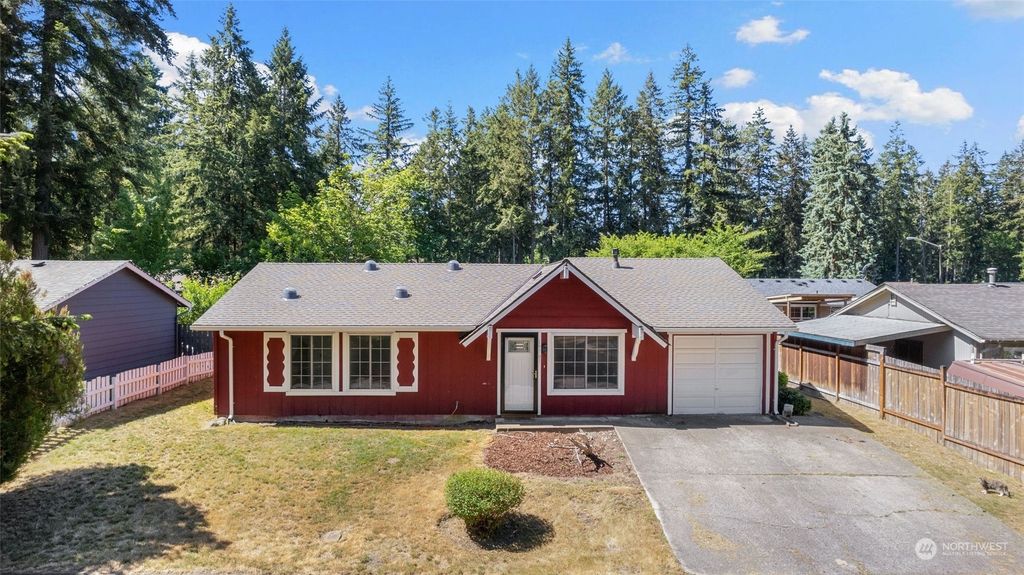 Photo of 19707 SE 261st Street, Covington, WA 98042 (MLS # 2077424)