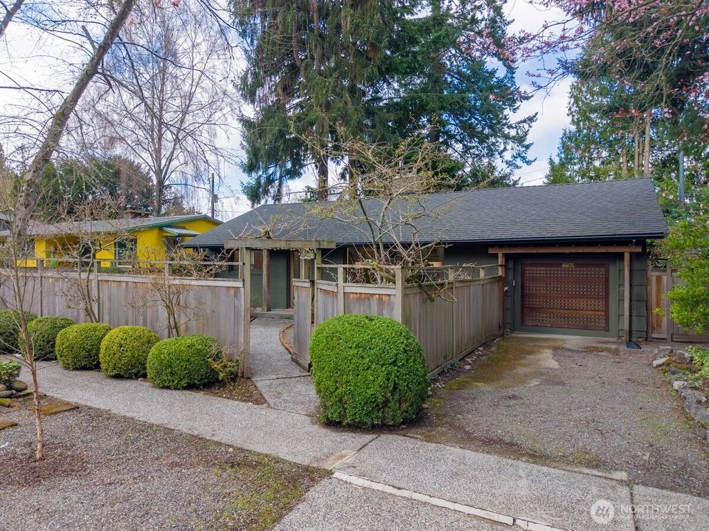 Photo of 8805 27th Avenue NE, Seattle, WA 98115 (MLS # 2490645)