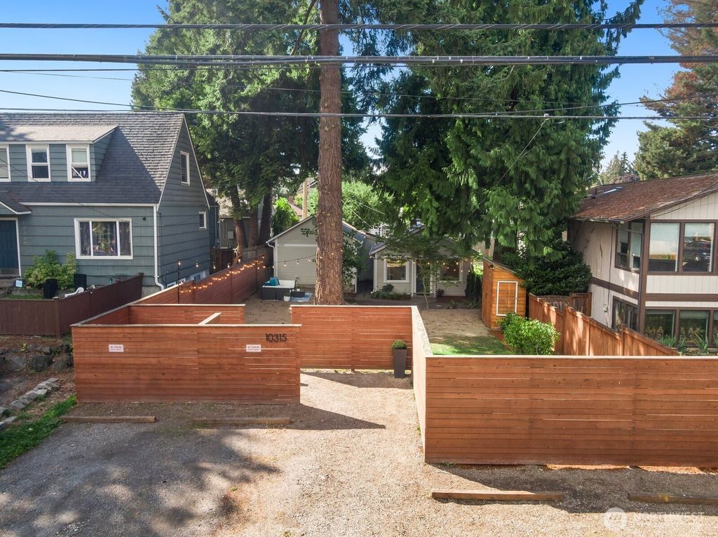 Photo of 10315 Stone Avenue N, Seattle, WA 98133 (MLS # 2368796)