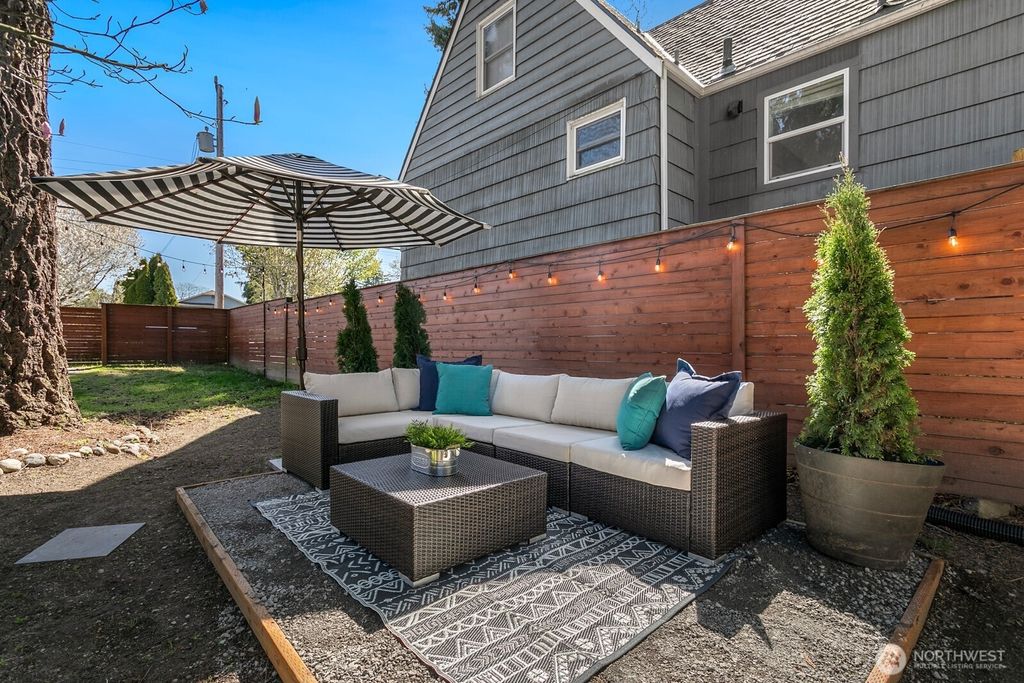 Photo of 10315 Stone Avenue N, Seattle, WA 98133 (MLS # 2368796)