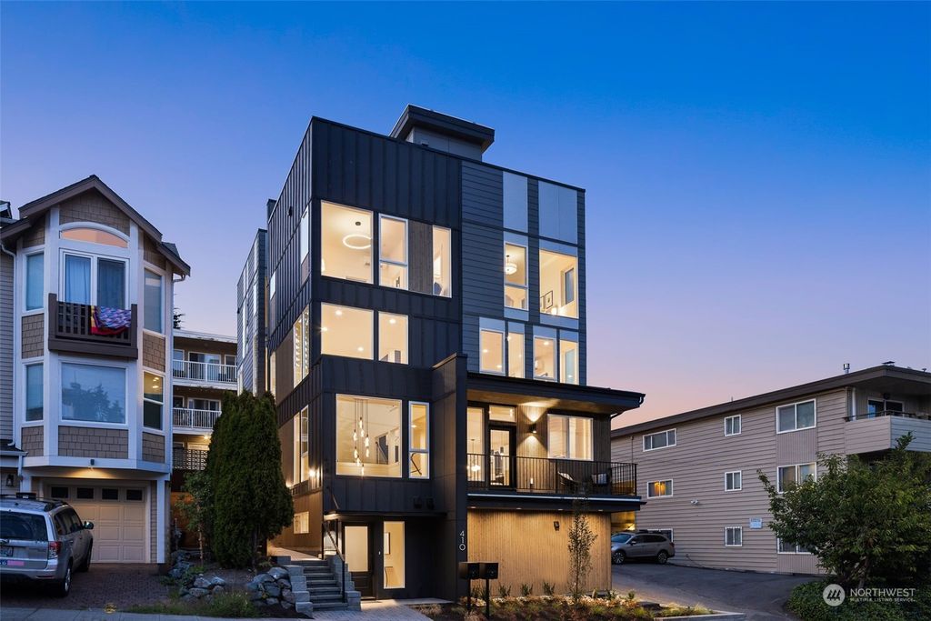 Photo of 408 Aloha Street, Seattle, WA 98109 (MLS # 2275506)