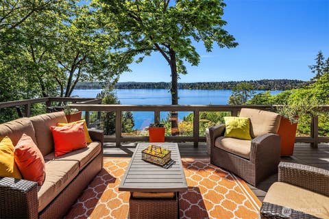 Photo of 7447 W Mercer Way, Mercer Island, WA 98040 (MLS # 2516113)