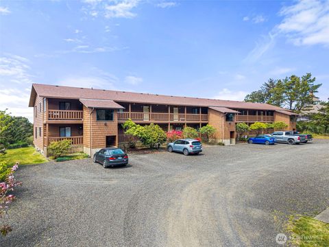 Photo of 2855 S Forrest Street #203, Westport, WA 98595 (MLS # 2520148)