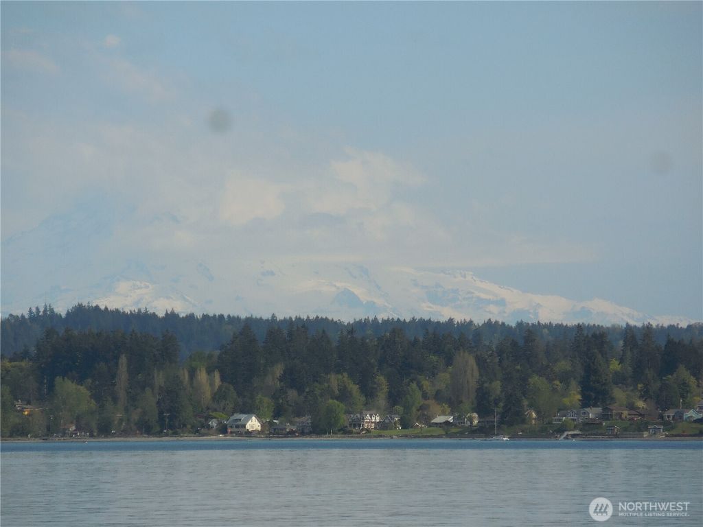 Photo of 1239 Colchester Drive E, Port Orchard, WA 98366 (MLS # 2514301)