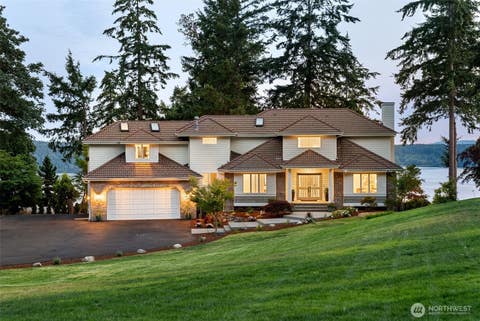 Photo of 1108 7th Court, Fox Island, WA 98333 (MLS # 2552825)