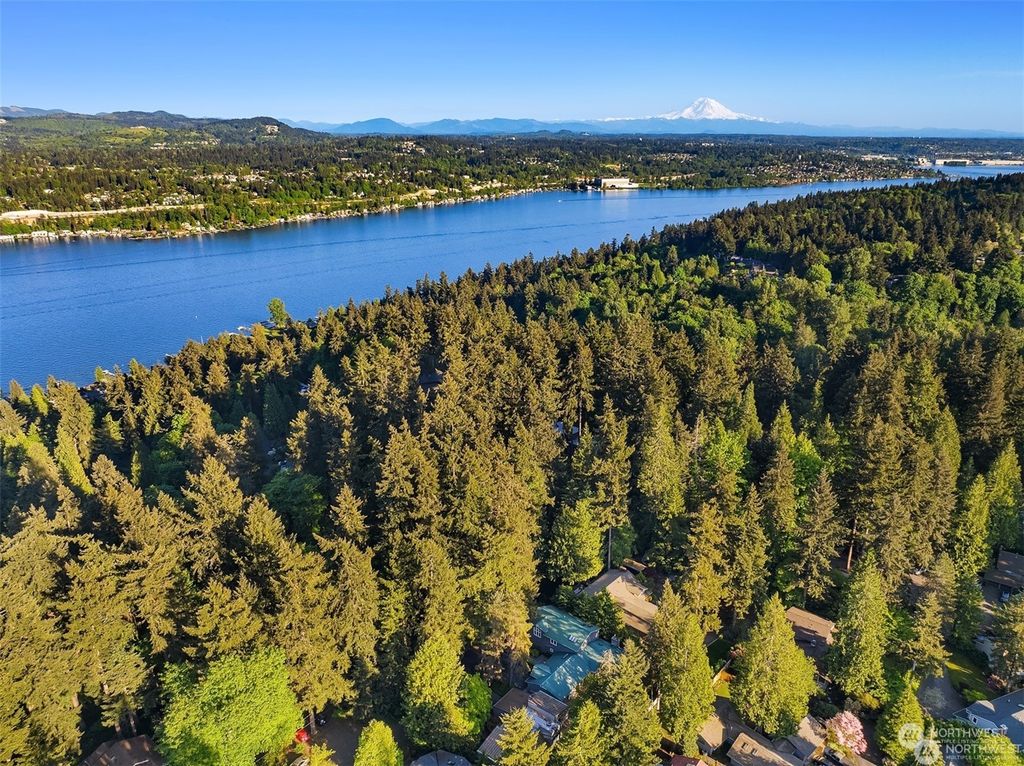 Photo of 0 XX23 91 st Avenue SE, Mercer Island, WA 98040 (MLS # 2323324)