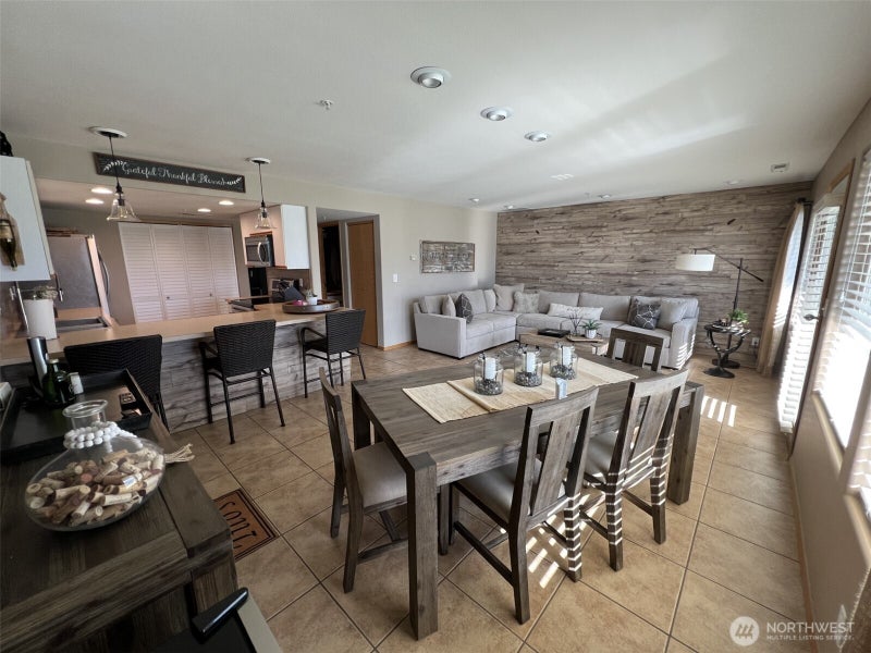 8997 Crescent Bar Road NW C118